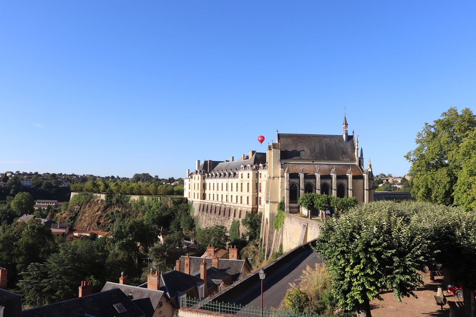 Thouars
