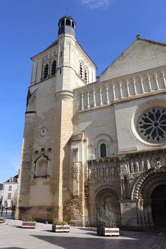Thouars