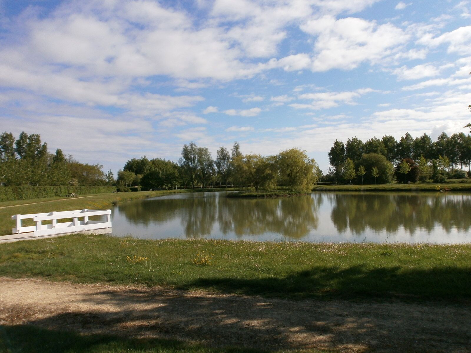 St Cyr la Lande