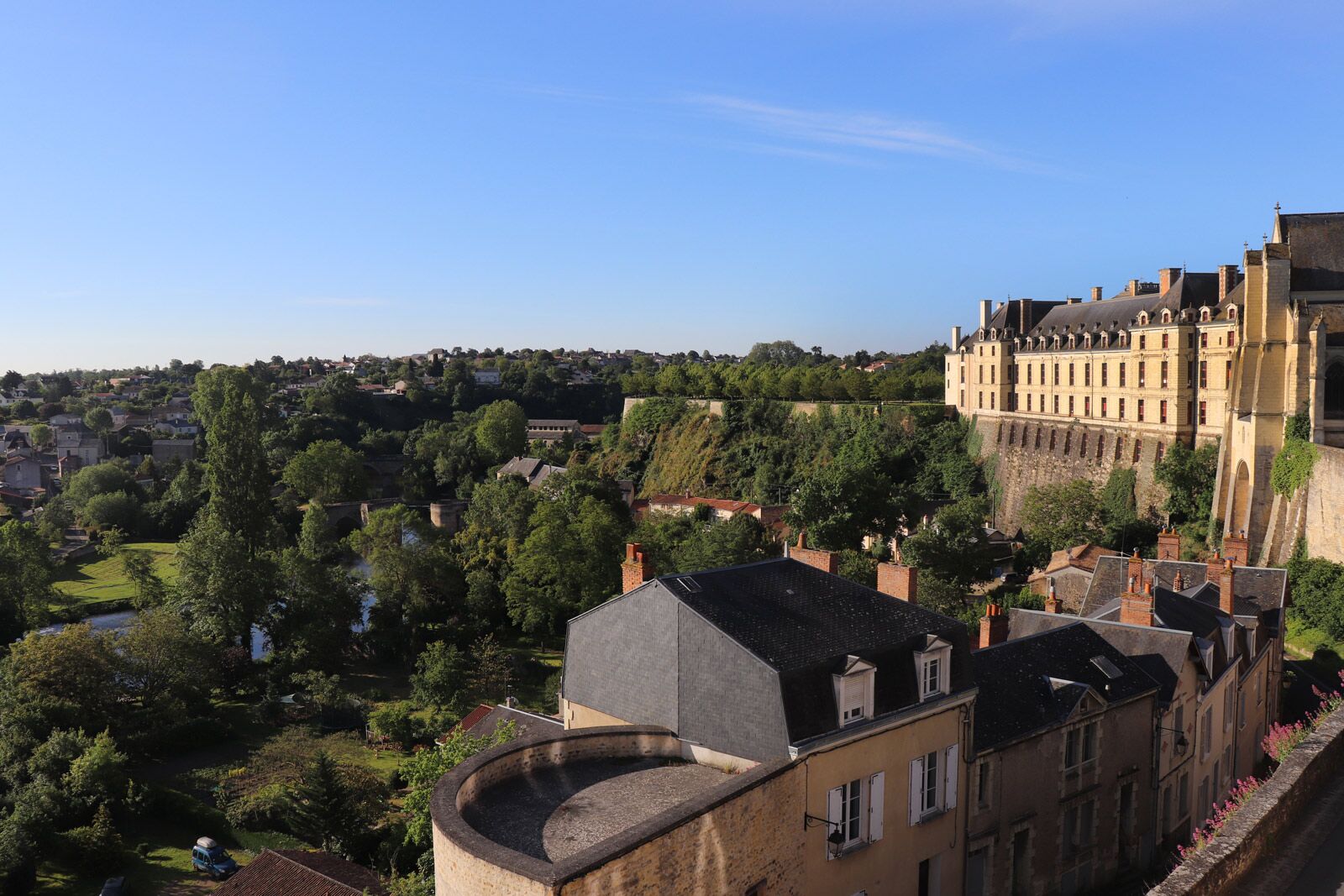 Thouars